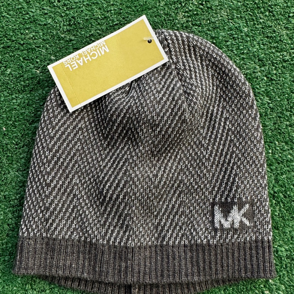 Michael Kors hat